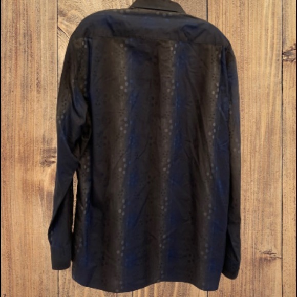 HAUPT Germany LS shirt size 16 1/2 (L) x 34-35
Excellent Pre-owned Condition - Picture 2 of 6